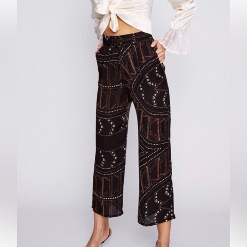 Stone cold fox silk pants in excellent condition